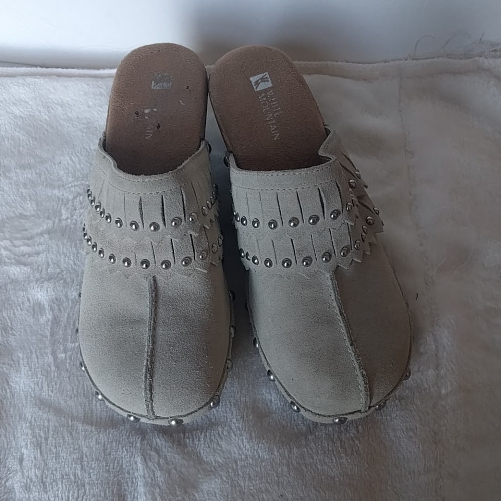 White mountain leather studded clogs